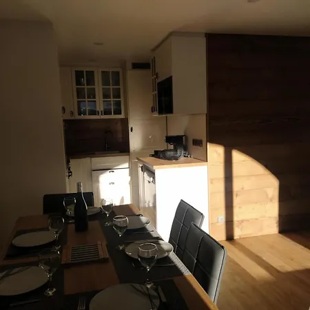 Val Set - Agreable 2 Pieces 6 Personnes A L'entree De Station Expose Sud Est Mae-7483 *